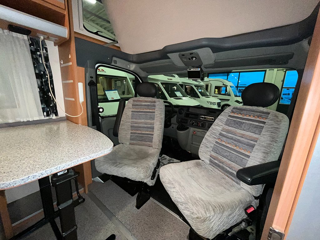Knaus Sport TR88 / 3500kg / Cykelställ / Markis - Knaus