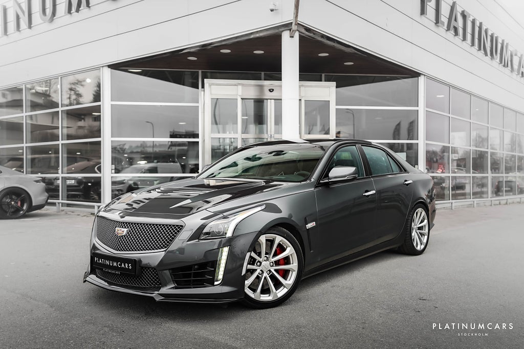 Cadillac CTS -V 6.2L V8 649hk / Sv.såld / Recaro / BOSE / Låga mil