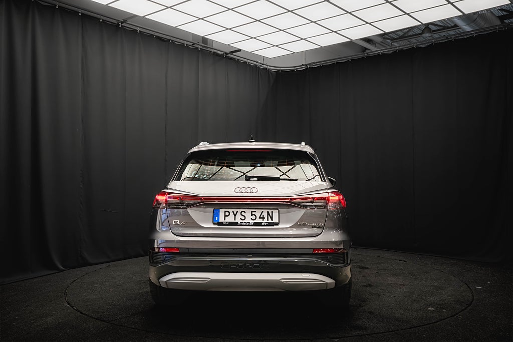 Audi Q4 e-tron 50 QUATTRO ADVANCED PANO SONOS 93.4%SoH 1-ÄGARE MOMS