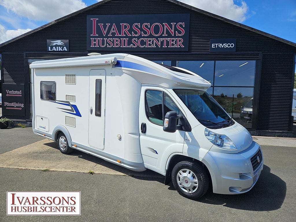 Eura Mobil T 670 SB / Dubbelbädd / 158hk / Ugn