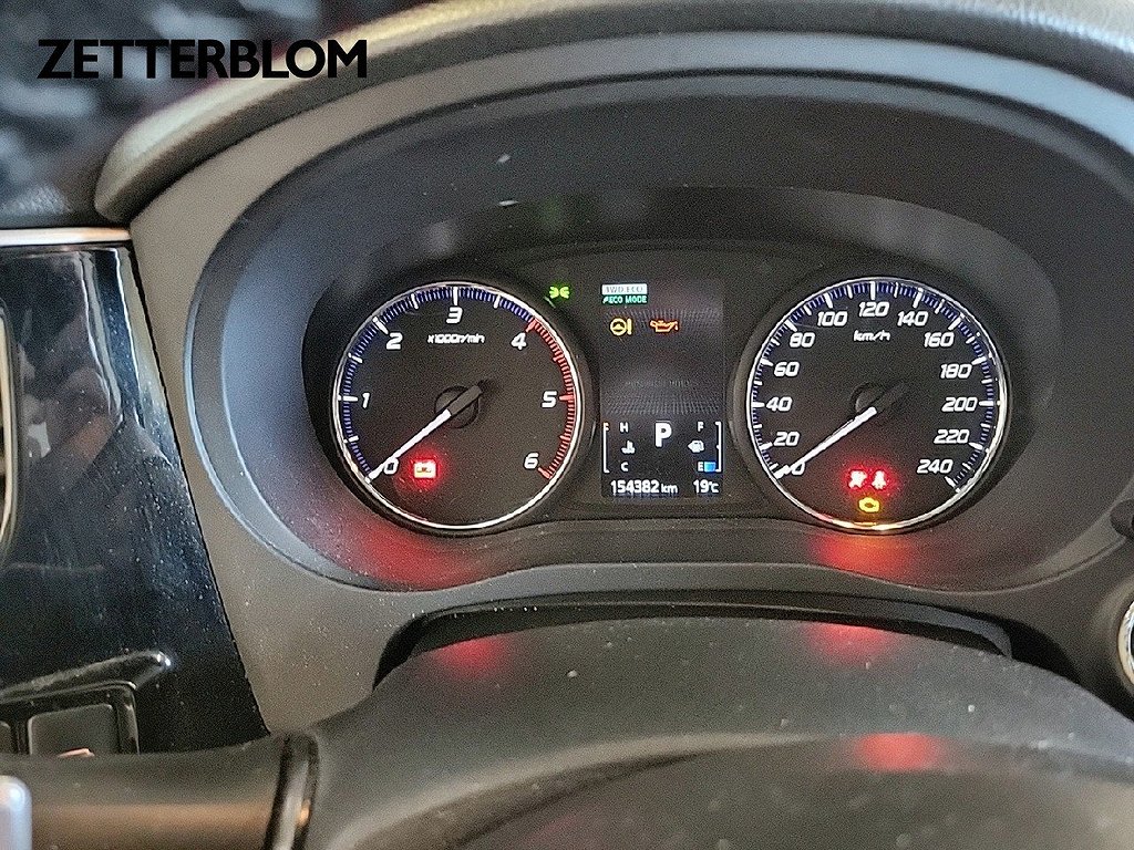 Kombi Mitsubishi Outlander 11 av 13