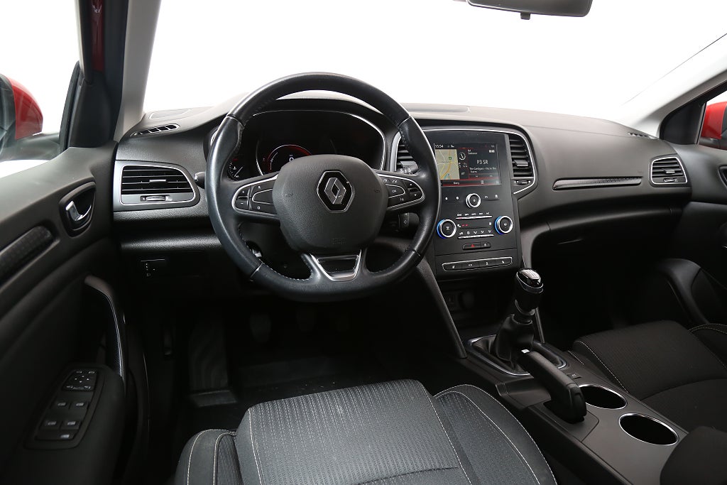 Renault Mégane Sport Tourer Energy 1,2 TCe 132hk Zen Komfortpaket Drag 2017