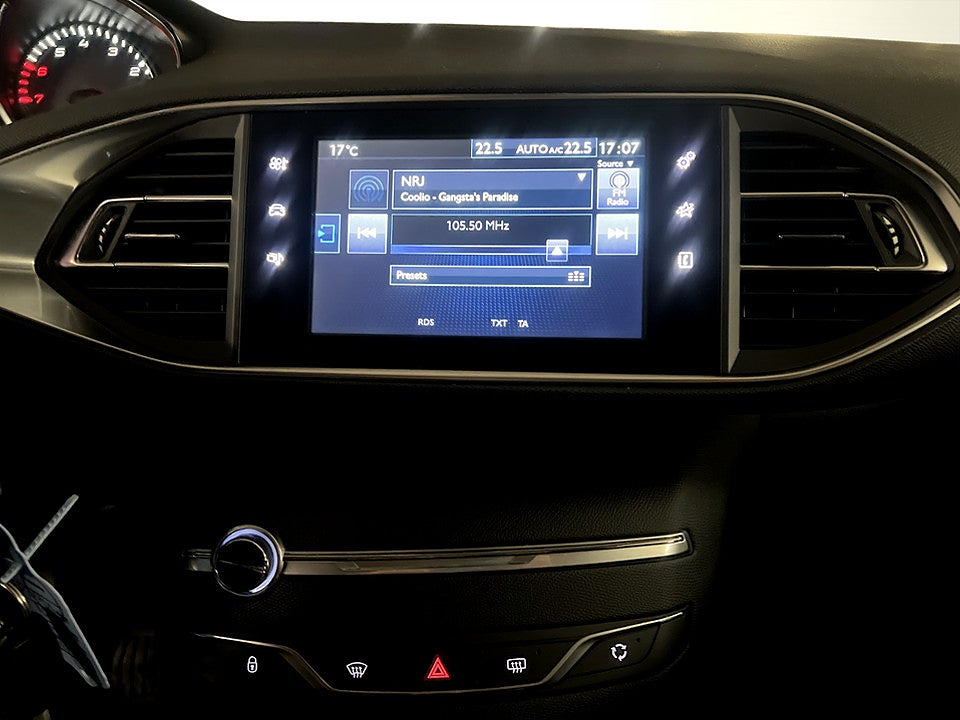 Bild på Peugeot 308 SW Active 1.2 PT 110hk KAMPANJRÄNTA 3,99%