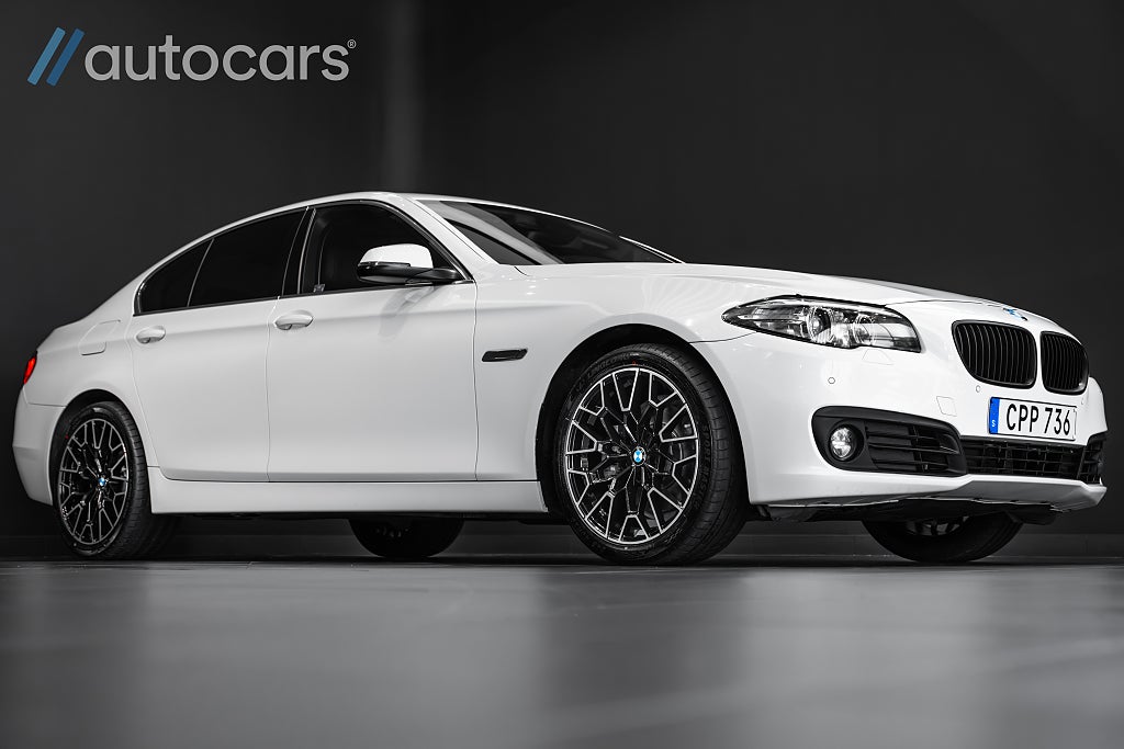 BMW 520d Sedan Steptronic | Sportstolar | 19" | Läder|PDC|Elstol