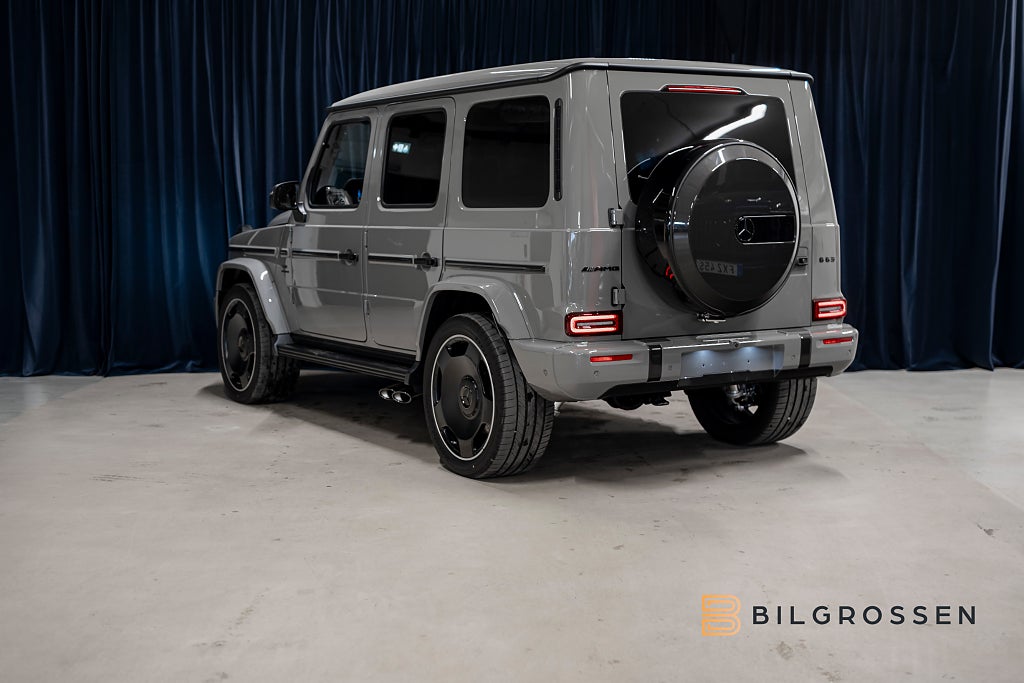 Mercedes-Benz G63 AMG Superior Line Full Kolfiber Massage TV Vinter Paket