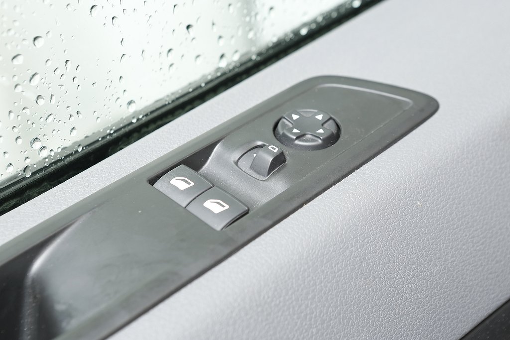 Peugeot Expert Panel Van 1.2t 2,0 BlueHDi 180 EAT Leasbar 2019
