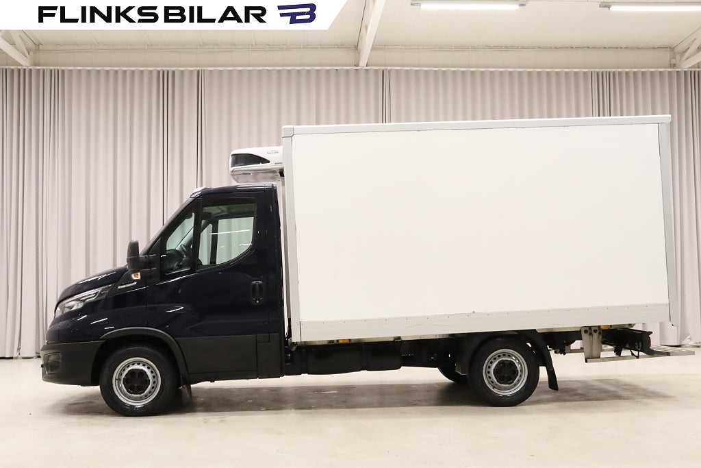 Iveco Daily 136HK Automat Kylbil Nattkyla Lågmil Mom SeUtr!