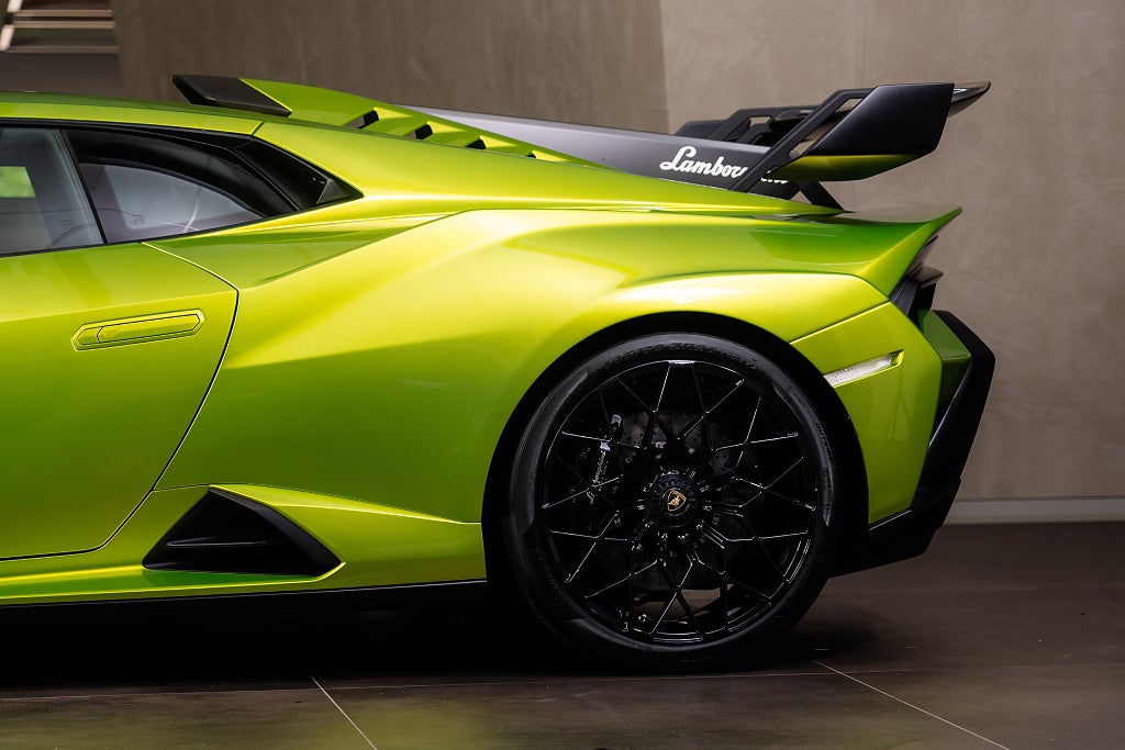 Gallery image 11 of 18