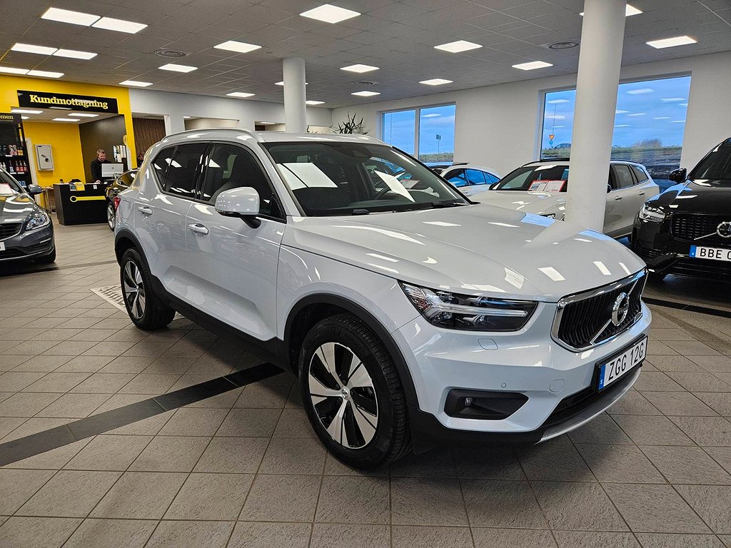 Volvo XC40 B4 Geartronic Momentum l Drag / Kamera / Blis 