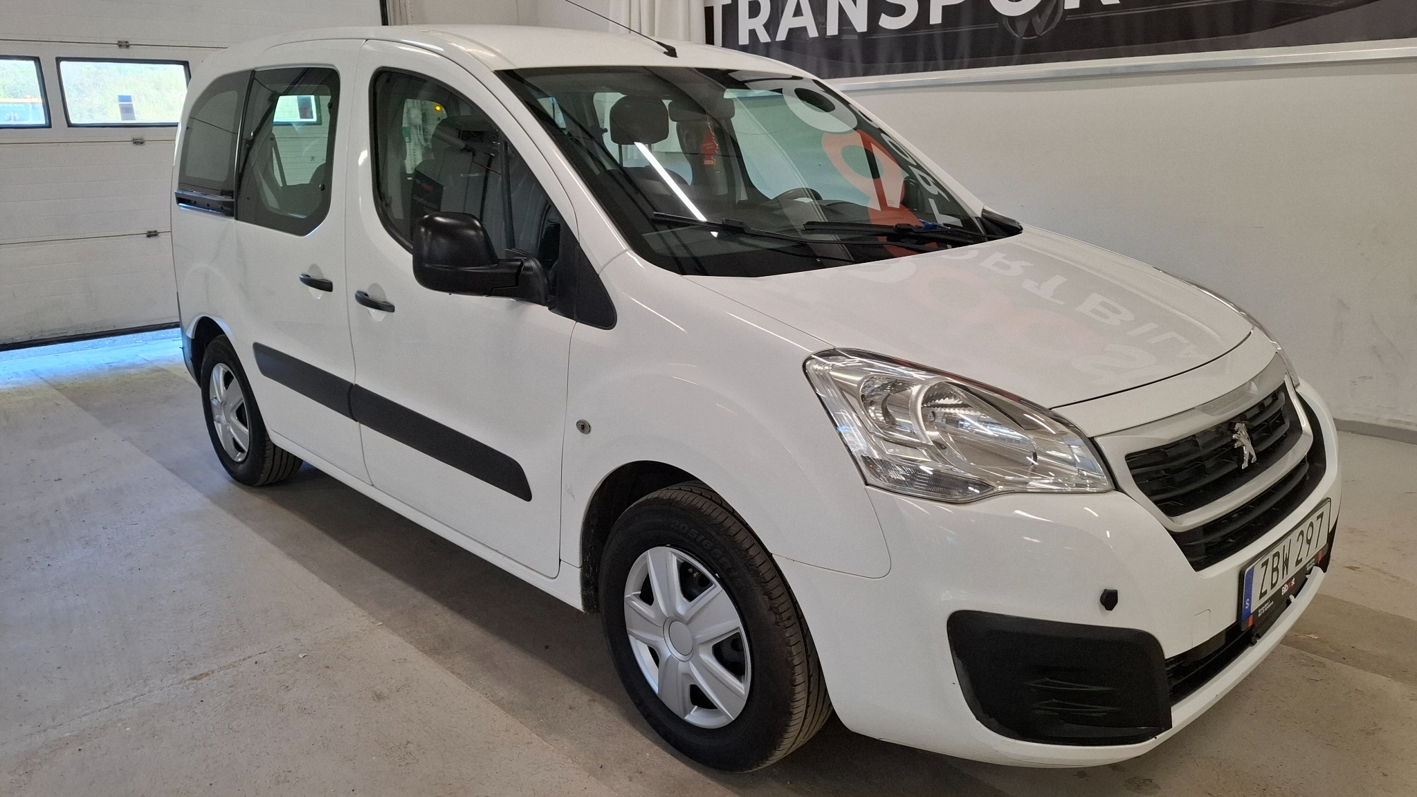 Peugeot Partner Tepee 1.6 BlueHDi EGS 2017, bild 2/10