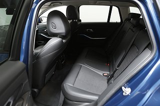 Kombi BMW 330e 26 av 29