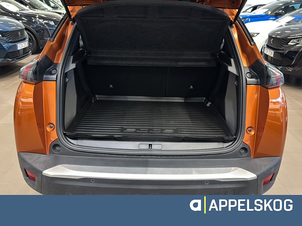 Peugeot E-2008 ACTIVE 50 kWh |RÄNTA 3,99%|V-HJUL INGÅR| thumbnail