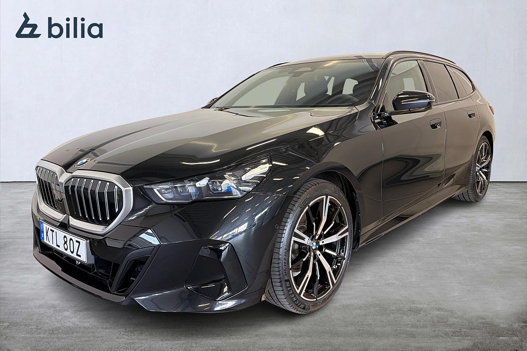 BMW 520d xDrive Touring M Sport/HK/20"/Drag/Värmare/Aktiv Farth.