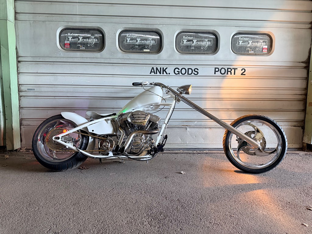 Harley-Davidson Chopper Ultima 127