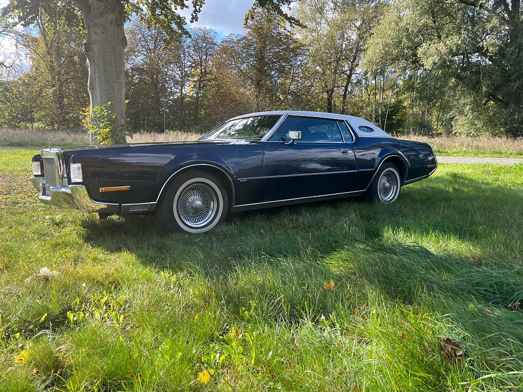 Lincoln Continental Mark IV 7.5 V8