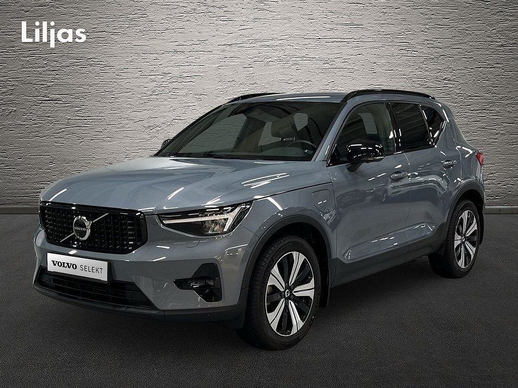 Volvo XC40 Recharge T4 Plus Dark