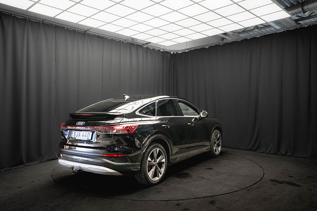 Audi Q4 E-Tron 45 Sportback QUATTRO ADVANCED DRAG 360° 1-ÄGARE MOMS