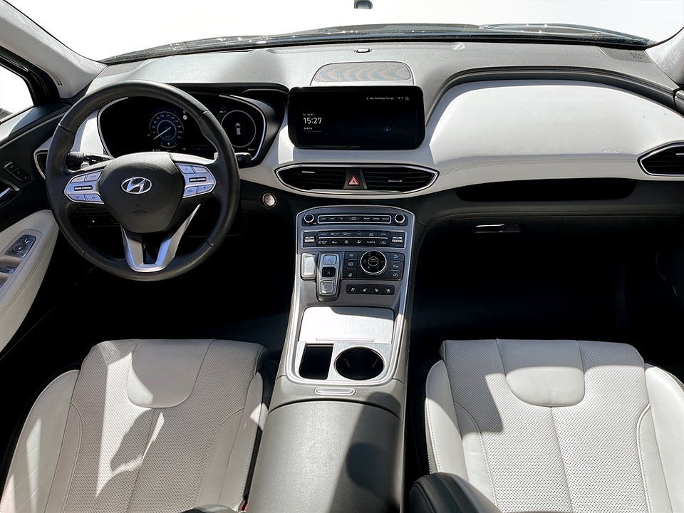 Bild på Hyundai Santa Fe PHEV Advanced 265hk Aut 4WD 7-SITS SKINNKLÄDSEL PANO