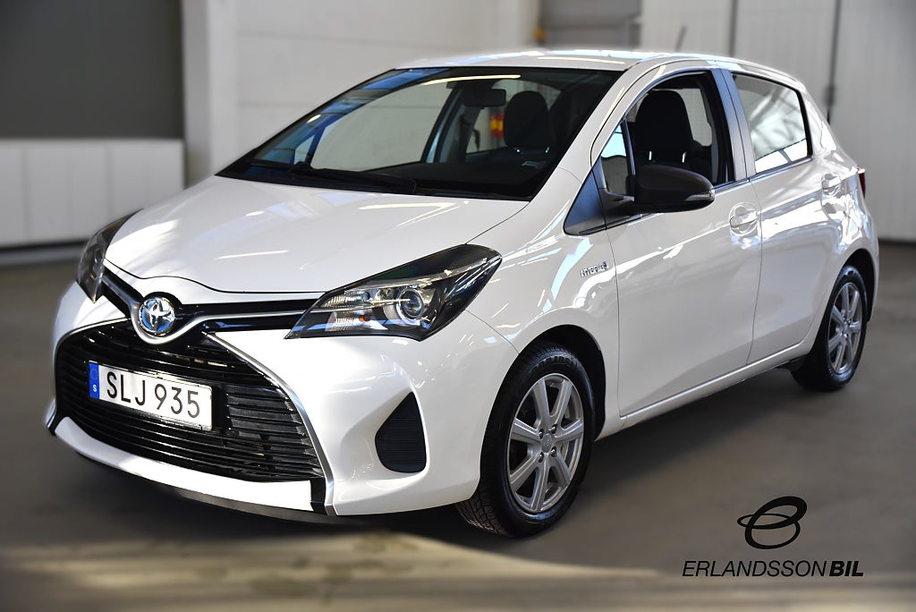 Toyota Yaris Hybrid e-CVT Active, Life 