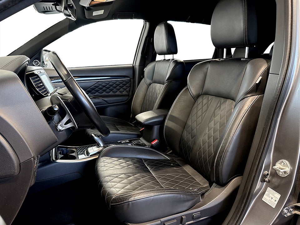 Bild på Mitsubishi Outlander Business PHEV 224hk Aut BACKKAMERA
