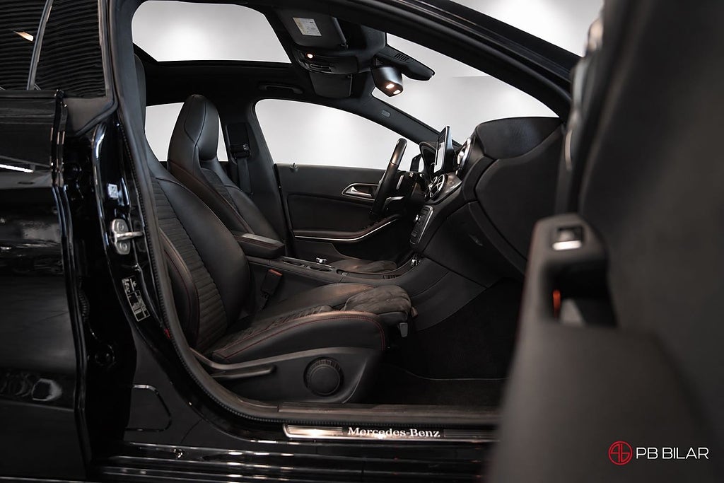 Mercedes-Benz CLA200