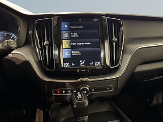 Volvo XC60 D4 AWD Aut Business Adv Drag Kamera Dvärm S/V-hjul – bild 11