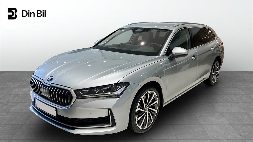 Skoda Superb L&K Plug-in Hybrid Prviatleasing från 5305kr/mån