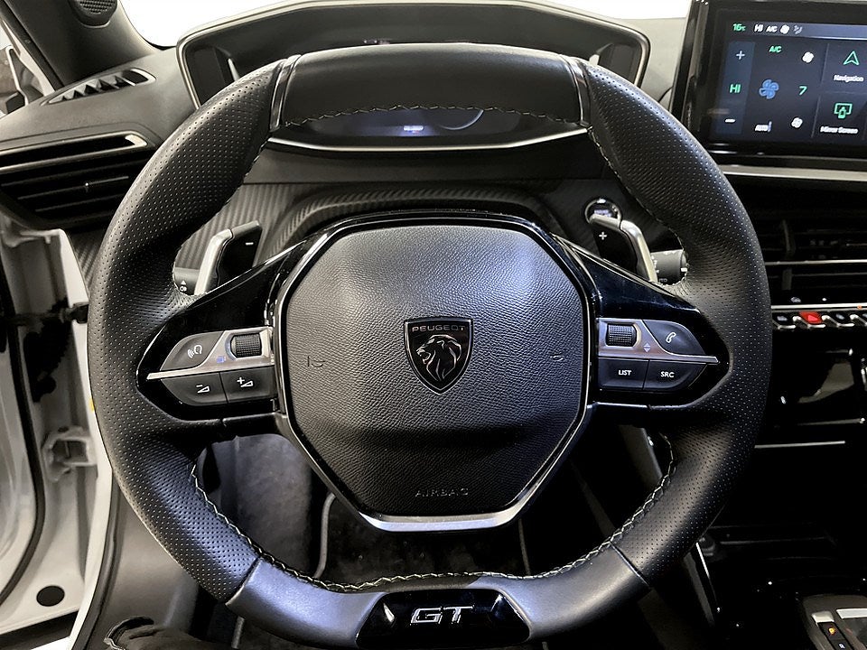 Bild på Peugeot 2008 GT 1.2 PT 130hk Aut - B-KAMERA, EN ÄGARE