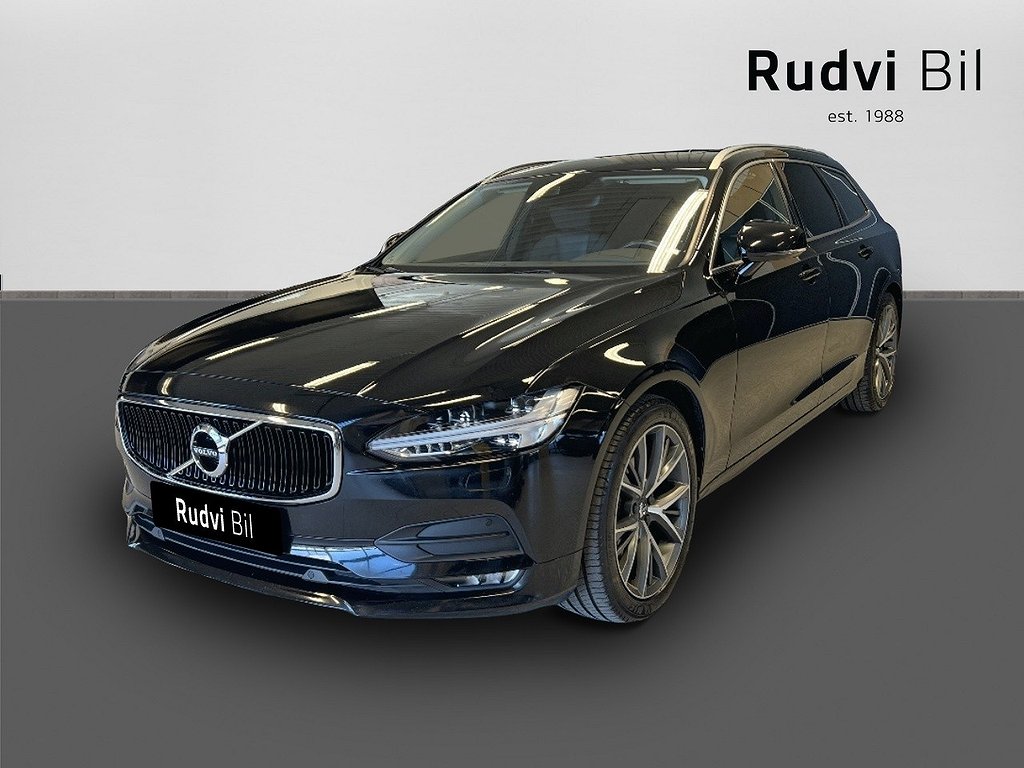 Volvo V90 T4 Momentum  Advanced Edition Panorama