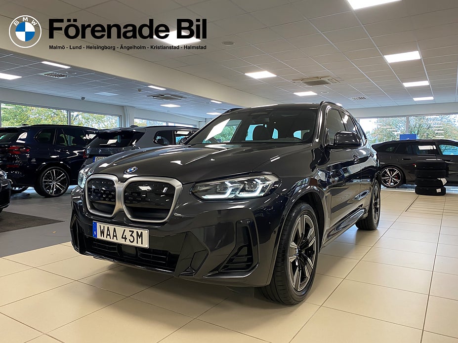 BMW iX3 M-aerodynamikpaket Sportstolar Drag *MOMS*