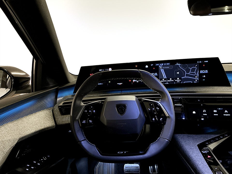 Bild på Peugeot 5008 GT Hybrid 145hk Aut 7-SITS B-KAMERA NAVI