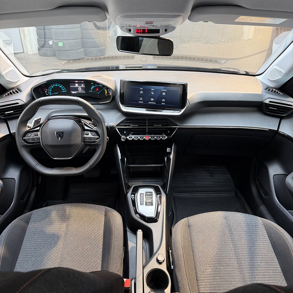 Peugeot 208 HYBRID 100 e-DSC Style Winter Carplay MOMS