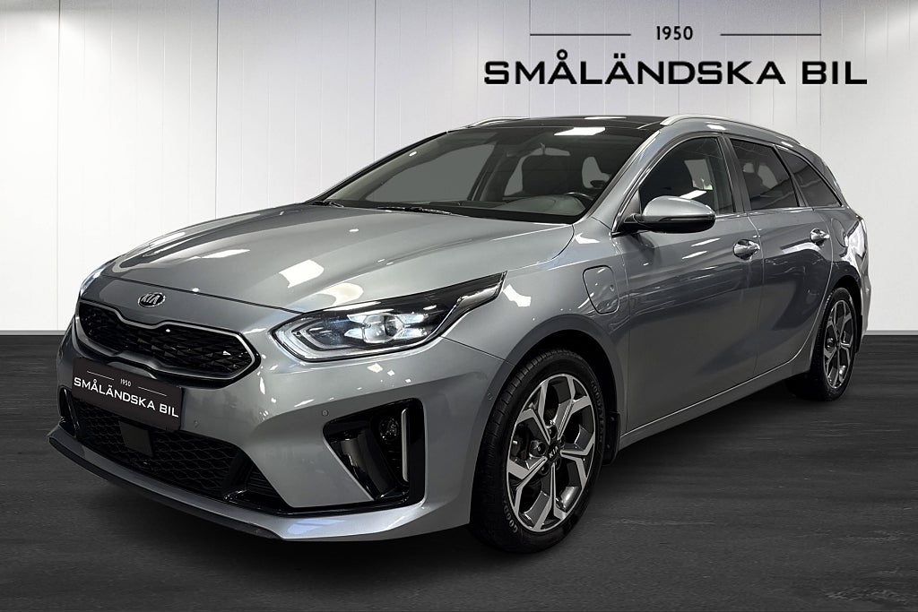 Kia Ceed SW Plug-in Hybrid Advance Plus 2 Panorama 141hk