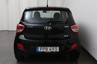 Halvkombi Hyundai i10 7 av 19