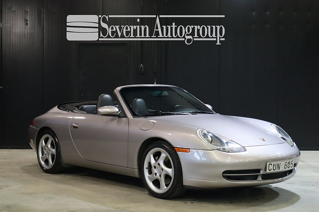 Porsche 911 Carrera 4 Cabriolet (300hk) Manuell