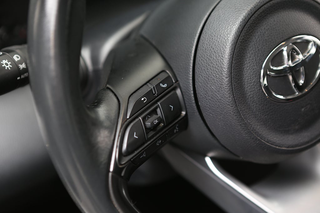 Toyota Yaris 1,5 VVT-i Hybrid CVT Active 5D Dragkrok 2020