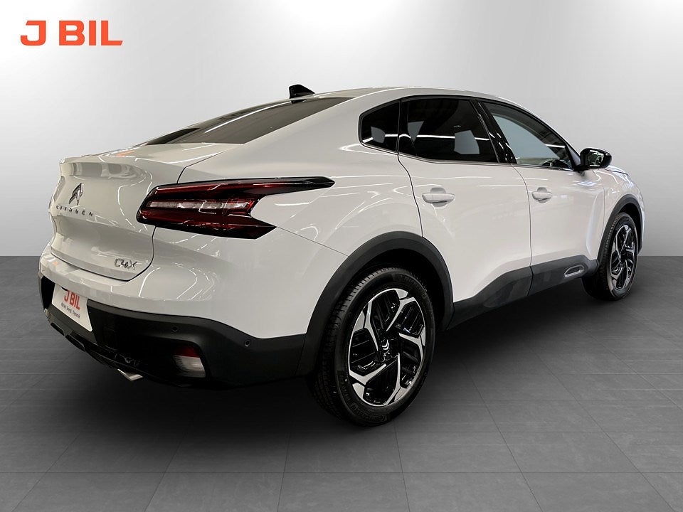Bild på Citroën C4 X Shine PureTech 130hk Aut - PRIVATLEASING