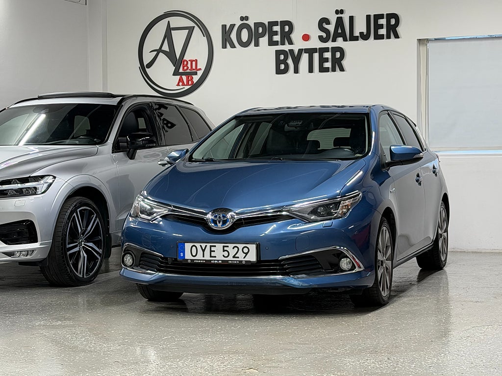 Toyota Auris Hybrid e-CVT Executive KAMERA GPS SENSOR