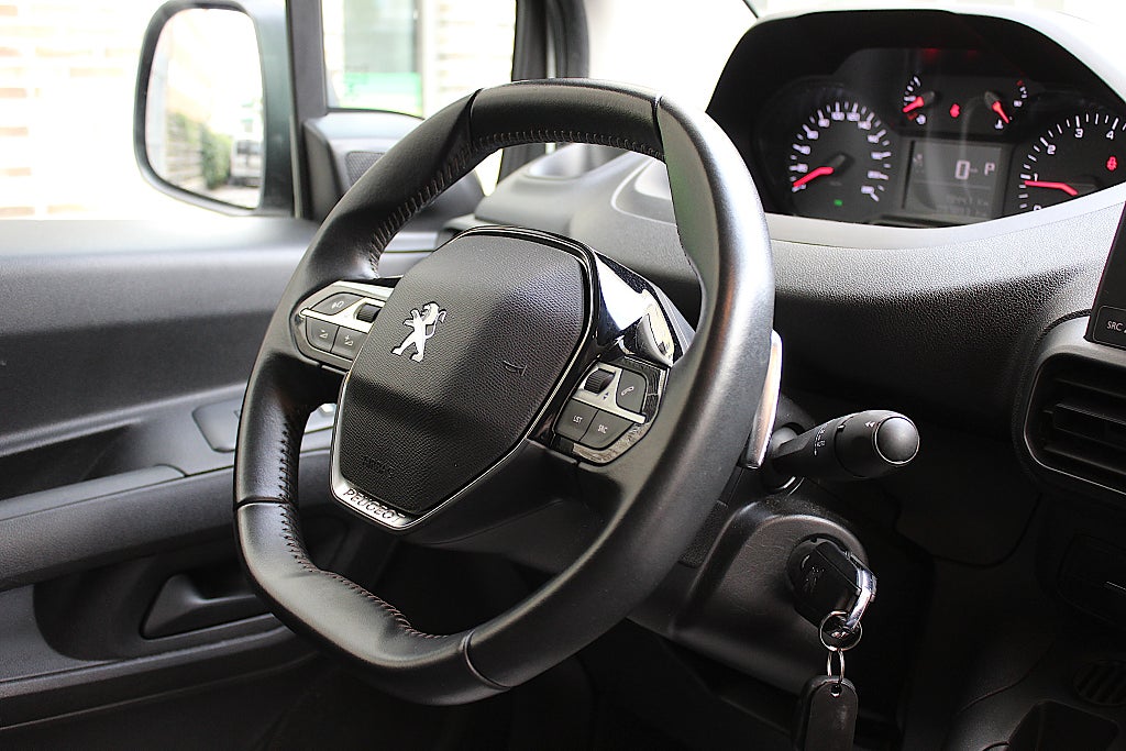 Peugeot Partner 2021 - miniatyr 15
