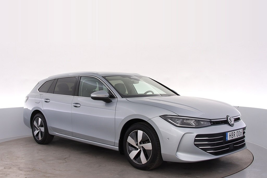 Volkswagen Passat eTSI 150Hk DSG Värmare dragkrok