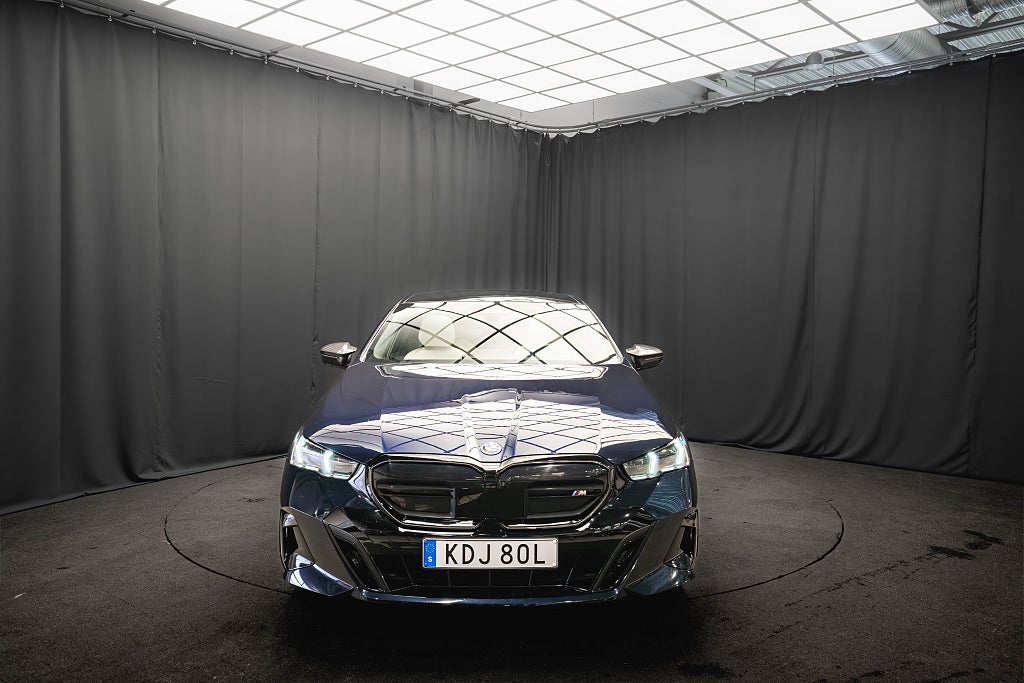 BMW i5 M60 xDrive PRO B&W PANO 21'' CARBON DRAG 360° HUD MOMS