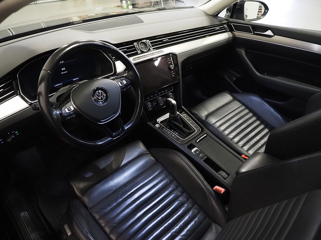 Volkswagen Passat SC 2.0 TDI 4Motion GT R-Line Cockpit Drag Skinn Kamera 2018