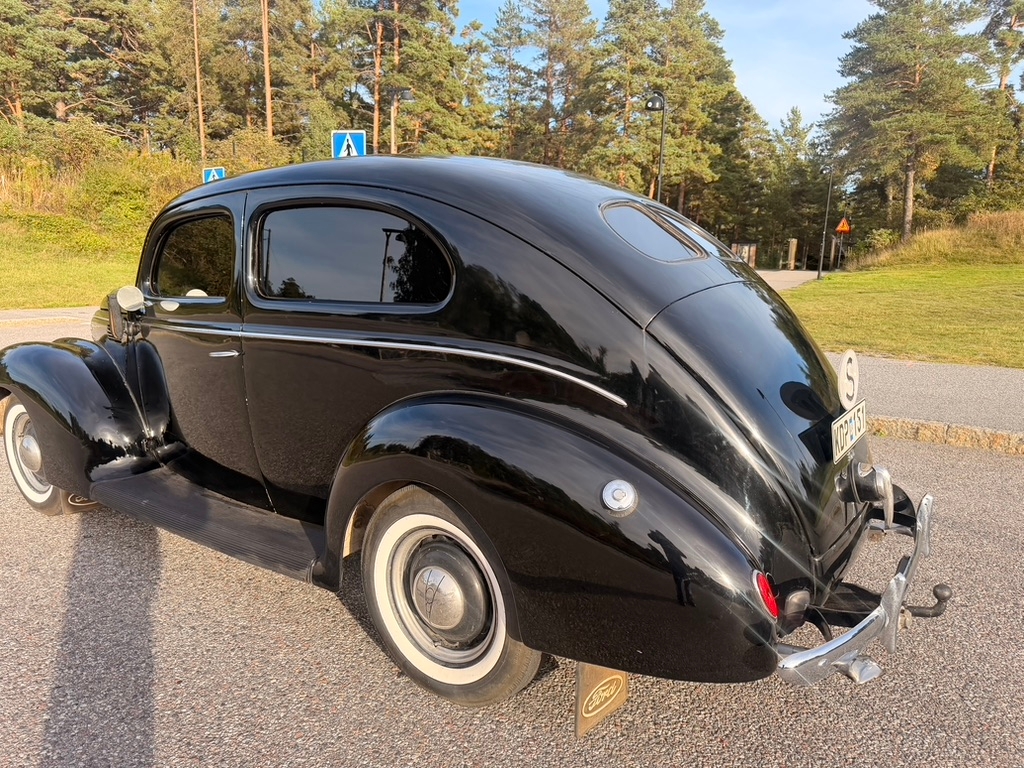 Ford Standard Fordor Sedan 2.2 V8 1939, bild 3/10