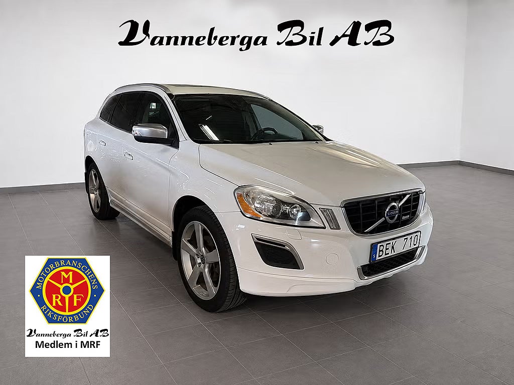 Volvo XC60 D4 R-Design Panorama/Drag/GPS/Skinn/Euro 5