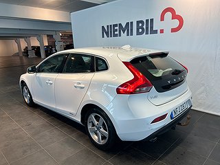 Volvo V40 D3 Momentum SoV/Dragkrok/P-sensorer/Nyservad/BT
