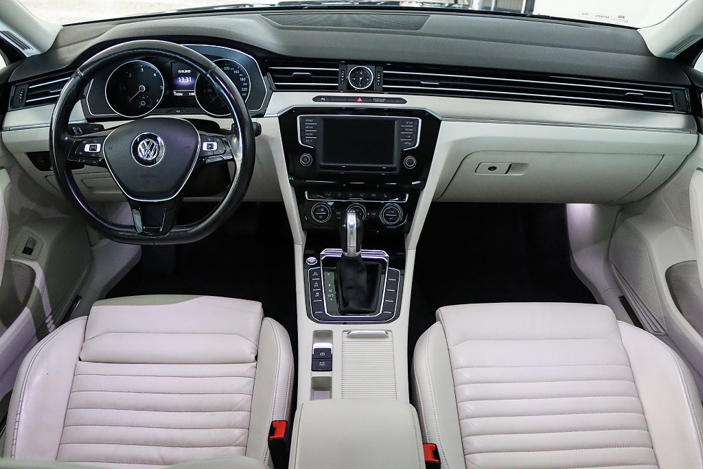 Volkswagen Passat 2.0 TDI GT Executive Skinn Dragkrok