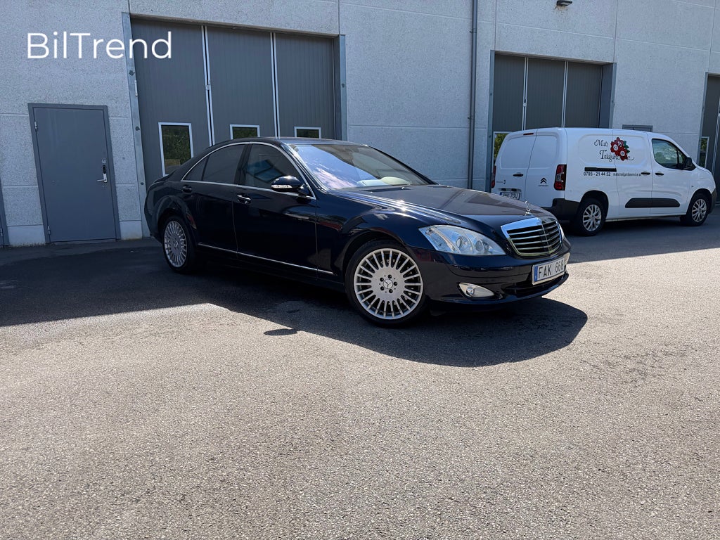 Mercedes-Benz S 500 4MATIC 7G-Tronic
