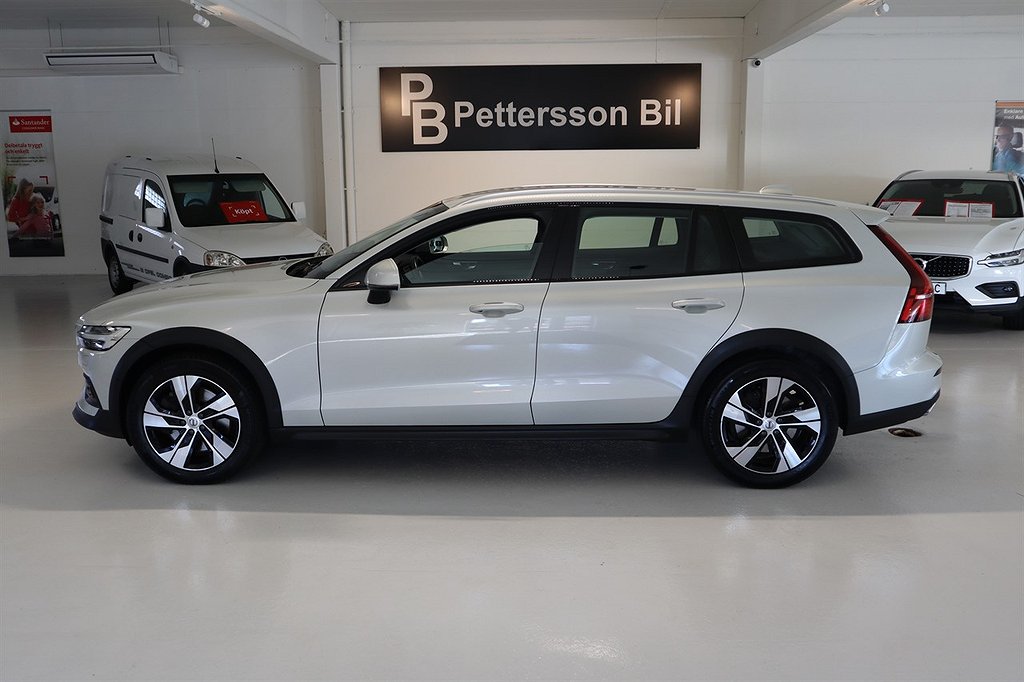 Volvo V60 Cross Country D4 AWD Advanced DRAG NAVI KAMERA