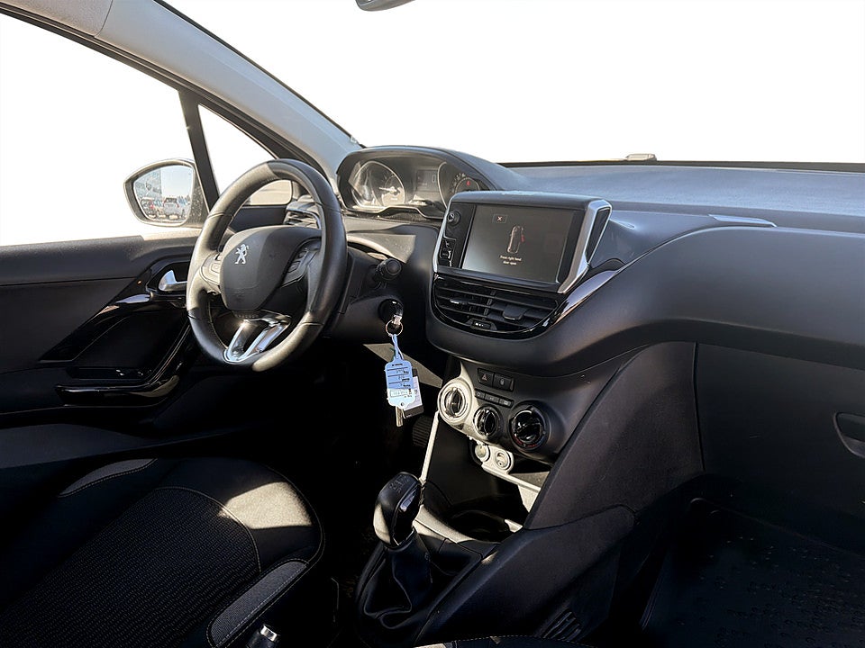 Bild på Peugeot 208 Active Style 1.2 PT 82hk KAMPANJRÄNTA 3,99%