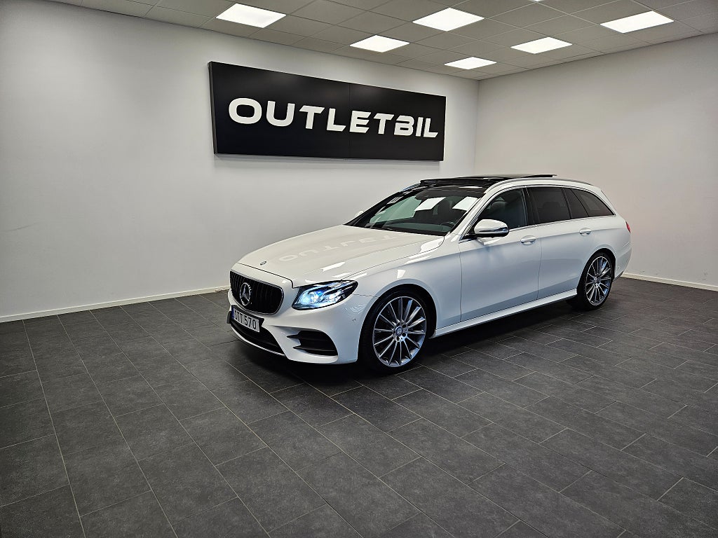 Mercedes-Benz E 220 194hk AMG Panorama Värmare Burmester Navi Drag 20"